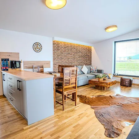 شقة Vysoke Tary House D For 2 - 4 People